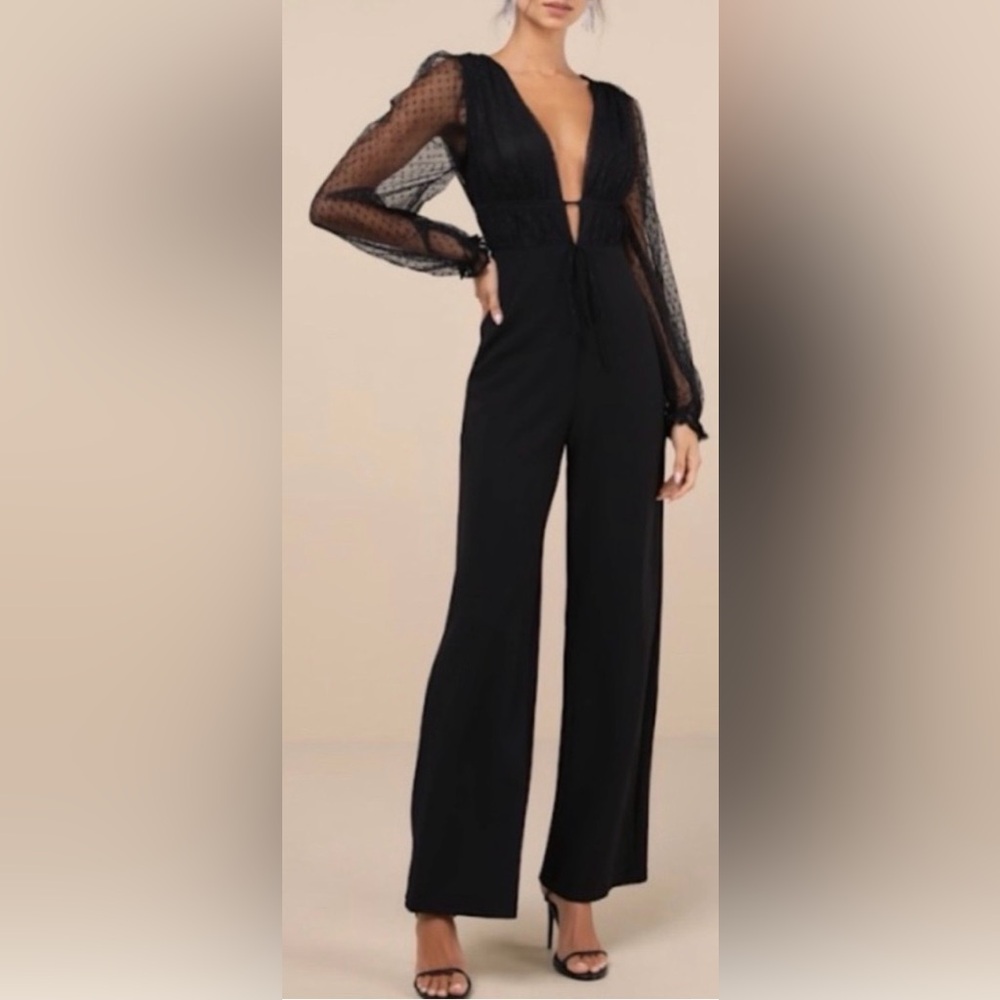 Lulus NWT “Sweet Twist” Black Swiss Dot Tulle Long Sleeve Jumpsuit.  Size Small.
